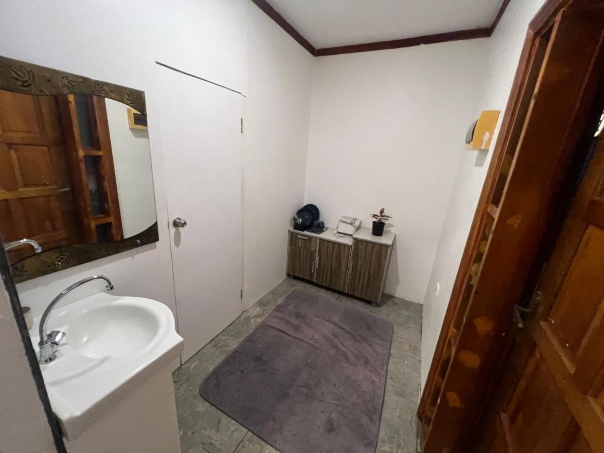 Pasifika Guesthouse Nadi Luaran gambar